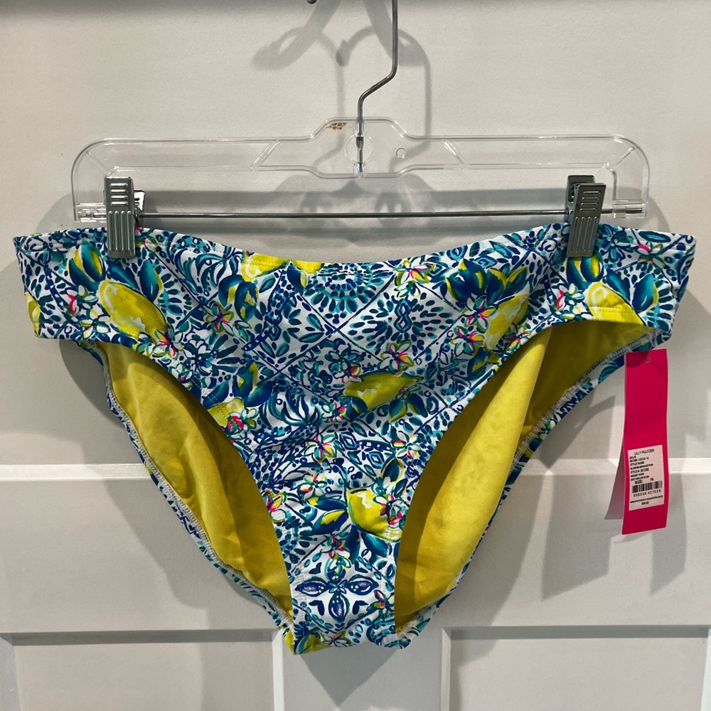 New with tags Lilly Pulitzer Blossom bikini bottom in Zest for Life
